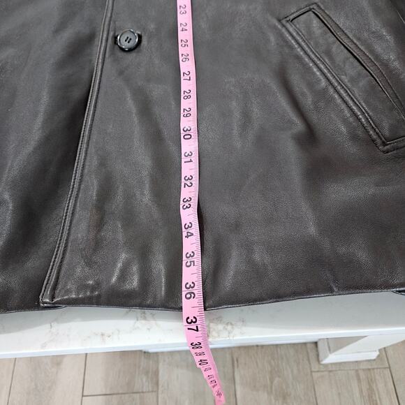 Men's Luxury Leather Coat by Danier size 48-50 - Picture 10 of 10